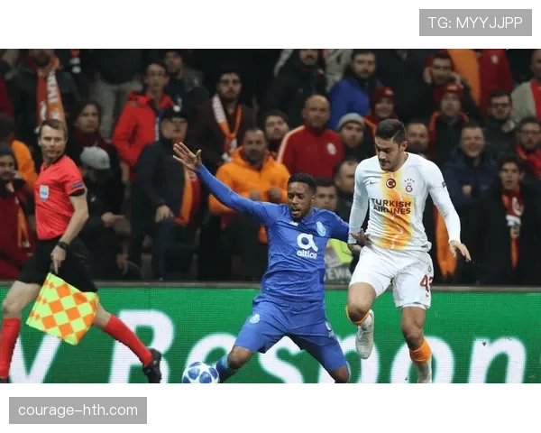 阿尔克马尔战术革新：攻防体系优化助力球队提升比赛竞争力