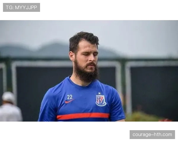 伊萨克森展现惊人盘带能力,助力球队在联赛中表现稳健并逆转胜利 伊萨克森展现惊人盘带能力,助力球队在联赛中表现稳健并逆转胜利