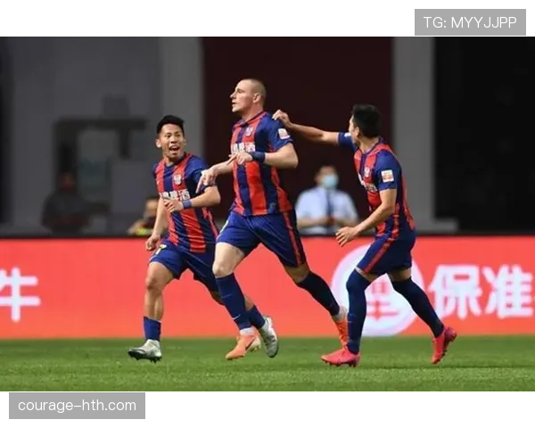 中超联赛新赛季火热开启,球队表现备受关注与期待 中超联赛新赛季火热开启,球队表现备受关注与期待