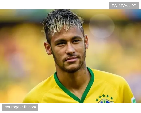 内马尔与C罗技术效率对比:两种巨星路径分化解析 内马尔与C罗技术效率对比:两种巨星路径分化解析