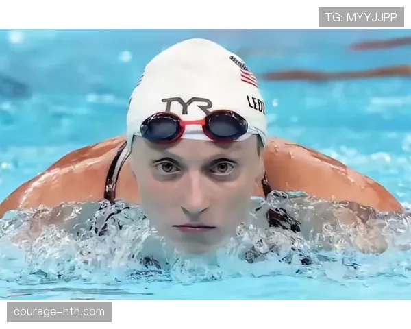 凯蒂·莱德基训练完顺手买下整条街的蛋白粉